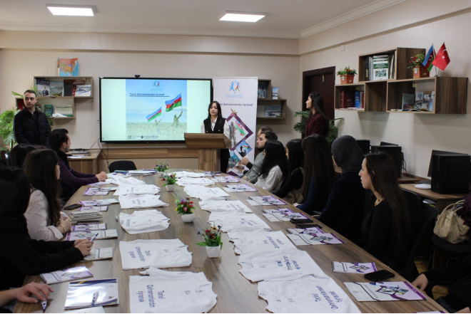 “Tarixi Qəhrəmanlardan Öyrənək” layihəsi çərçivəsində vətənpərvərlik tədbiri keçirilib -FOTOLAR