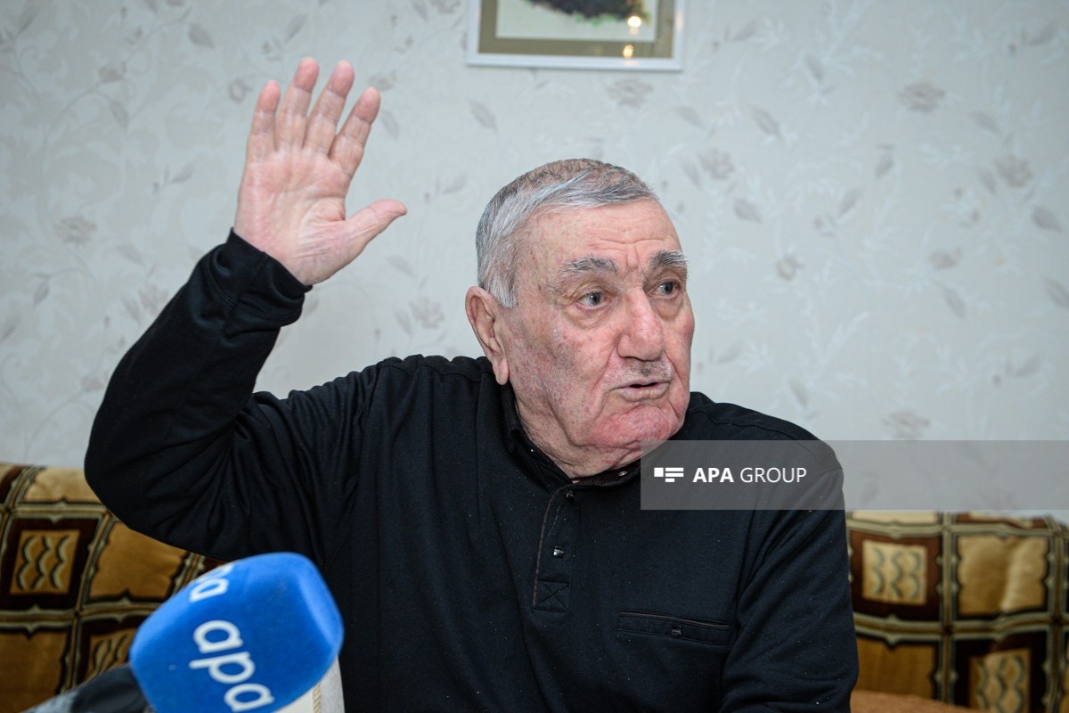 Şair Əşrəf Veysəlli: Eçmiədzində kilsənin daşını öpmədim, ermənilər həbs etdilər - MÜSAHİBƏ