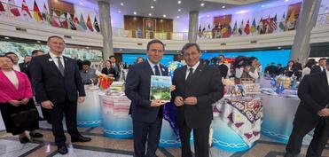 Azərbaycan səfirliyi Türkmənistanda beynəlxalq sərgidə iştirak edib
