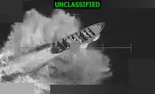 ABŞ Sakit okeanda narkotik daşıyan gəmiyə zərbə endirib, ölənlər var