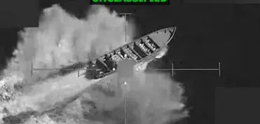 ABŞ Sakit okeanda narkotik daşıyan gəmiyə zərbə endirib, ölənlər var