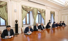 Prezident İlham Əliyev İranın yol və şəhərsalma nazirinin başçılıq etdiyi nümayəndə heyətini qəbul edib