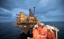 Azərbaycan neftinin qiyməti 73 dolları ötüb