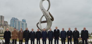 Türkiyə və Gürcüstan parlamentlərinin üzvləri Fəxri xiyabanı və Zəfər parkını ziyarət ediblər