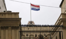 İran səfiri Niderland Xarici İşlər Nazirliyinə çağırılıb