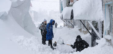 ABŞ-da qar fırtınası nəticəsində iki nəfər ölüb
