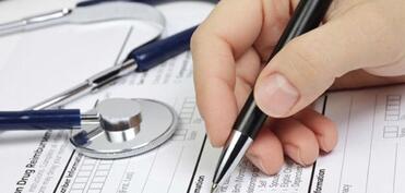 Könüllü tibbi sığorta üzrə yığımlar azalıb, ödənişlər isə artıb