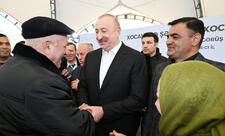 Prezident İlham Əliyev Xocavənd şəhər və Xocavənd kənd sakinləri ilə görüşüb -FOTO