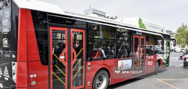 Ombudsman: İctimai nəqliyyatda təqaüdçülərə, əlilliyi olan şəxslərə, tələbələrə güzəştlər tətbiq olunsun