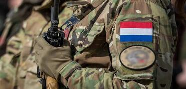 Niderland Ukraynaya hərbçi göndərilməsini istisna etməyib