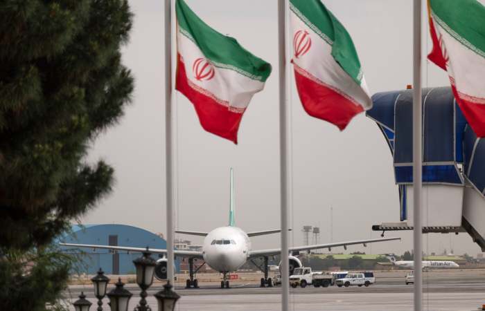 İranın hava məkanı 1 mart səhərinə qədər bağlı qala bilər