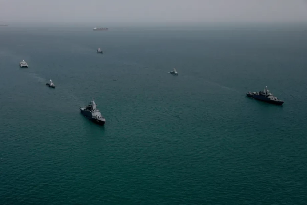 İrana qarşı müharibə Hörmüz boğazında neft və yanacaq daşımalarını dayandırıb