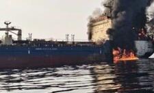 Hörmüz boğazında tanker batır