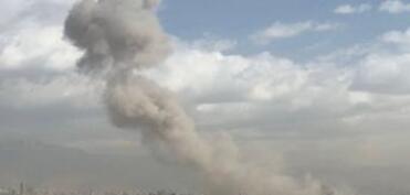 Dohada sənaye zonasında düşən raket qalıqları səbəbindən yanğın baş verib