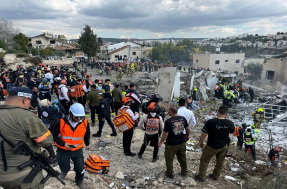 İran deputatı: Təbrizdə yaşayış bölgəsinə hücum nəticəsində beş nəfər həlak olub