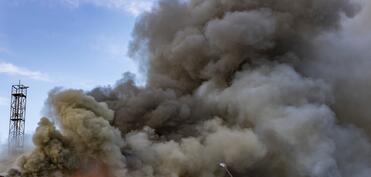 İran Bəhreyndəki ABŞ bazasını və Ərbildəki konsulluğu məhv edib