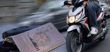 DYP: Martın 26-dan moped idarə edənlərdən sürücülük vəsiqəsi tələb olunacaq