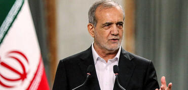 Pezeşkian yeni müdafiə naziri təyin etdi