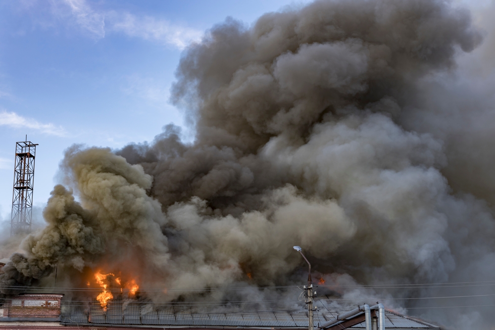 İran Bəhreyndəki ABŞ bazasını və Ərbildəki konsulluğu məhv edib
