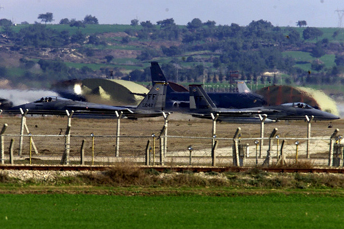 Türkiyə İncirlik Hava Bazasına hücum iddialarını yalan adlandırıb