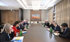 Prezident Avropa Komissiyasının enerji və mənzil siyasəti üzrə komissarını qəbul edib