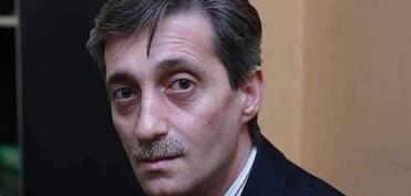 “Ukrayna lideri seçkiləri təxirə salır?”