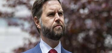 Vens: Trampın məqsədi İranın atom bombasına sahib olmasına imkanı verməməkdir