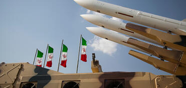 İran ABŞ və İsrail mövqelərinə yeni zərbə dalğasında 40-dan çox raket buraxıb