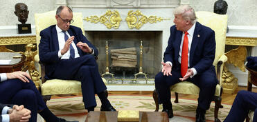 Merts Trampdan İranda əməliyyatın sonu barədə cavab istəyib