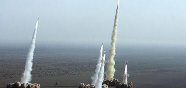 İran İsrail və ABŞ bazalarına zərbə endirdiyini açıqlayıb