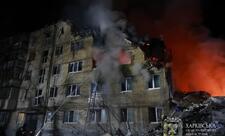 Rusiya Xarkovda yaşayış binasına zərbə endirib, ölən və yaralananlar var