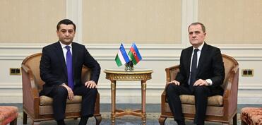 Azərbaycan və Özbəkistan XİN rəhbərləri Yaxın Şərqdəki vəziyyəti müzakirə edib