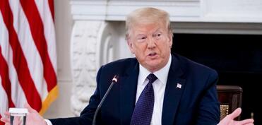 Tramp: Üç gündə İran Hərbi Dəniz Qüvvələrinin 42 gəmisini məhv etdik