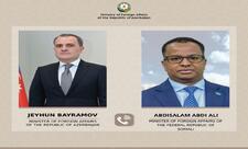 Ceyhun Bayramov somalili həmkarı ilə İrandan Azərbaycana edilmiş dron hücumu ilə bağlı müzakirə aparıb