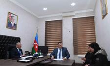 Rövşən Rzayev vətəndaşları qəbul edib