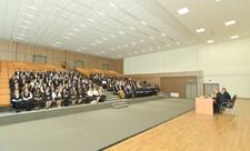 Nazir işğaldan azad olunmuş ərazilərdə çalışan müəllimlərlə görüşüb