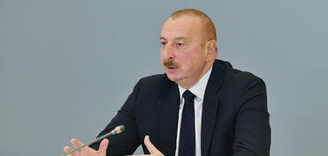 Prezident: Biz külək və Günəş enerji stansiyalarına böyük sərmayə yatırırıq