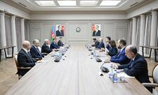 Əli Əsədov Murat Kurumla görüşüb