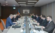 Qara Dəniz Ticarət və İnkişaf Bankı ilə əməkdaşlığın genişləndirilməsi müzakirə olunub