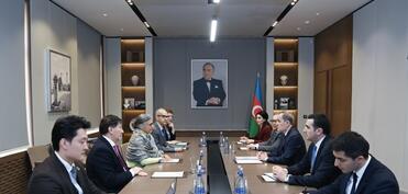 Ceyhun Bayramov BMT-nin Məskunlaşma Proqramının icraçı direktoru ilə görüşüb