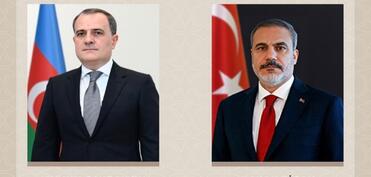 Ceyhun Bayramov Hakan Fidanla telefon danışığı aparıb, Türkiyə ərazisinə növbəti raket hücumunu qınayıb