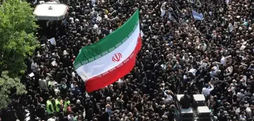 İranda Laricani və "IRIS Dena" dənizçiləri ilə vida mərasimi keçirilir