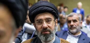 İranın Ali Lideri Laricaninin qisasını alacağına söz verib