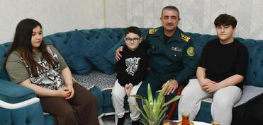 DSX rəhbərliyi şəhid ailələrini ziyarət edib