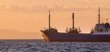 Tehrandan Hörmüz boğazı planı: Gəmilərdən vergi tutula bilər