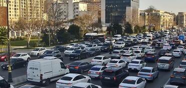 Bakı yolları hazırda - FOTOLAR