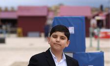 Yaşı kiçik, əməli böyük Əsgər