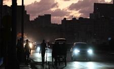 Kubada ölkə bir həftədə iki dəfə elektriksiz qalıb, Tramp kommunist hökumətinin tezliklə çökəcəyini deyir