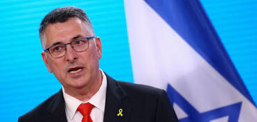 İsrail Livanın İran səfirini ölkədən çıxarmaq qərarını alqışladı