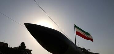 İran İsrail istiqamətində raketlər buraxıb